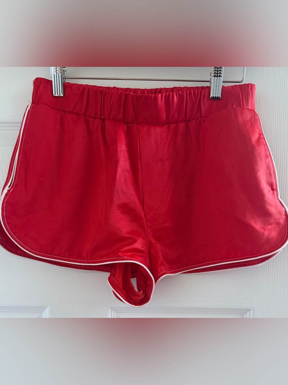 NWT Zara Red Satin Contrast Piping Shorts with Pockets size XS